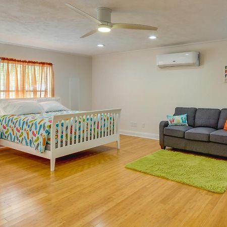 Gulf Breeze Vacation Rental For 2 With Pool Access! Extérieur photo