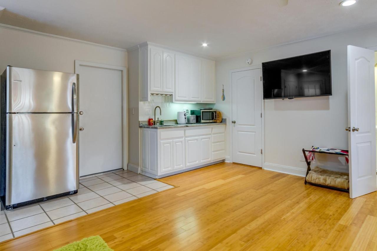Gulf Breeze Vacation Rental For 2 With Pool Access! Extérieur photo
