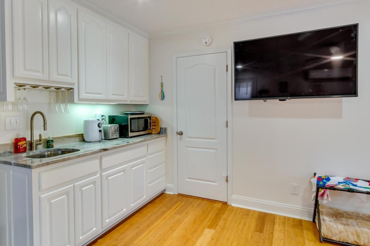 Gulf Breeze Vacation Rental For 2 With Pool Access! Extérieur photo
